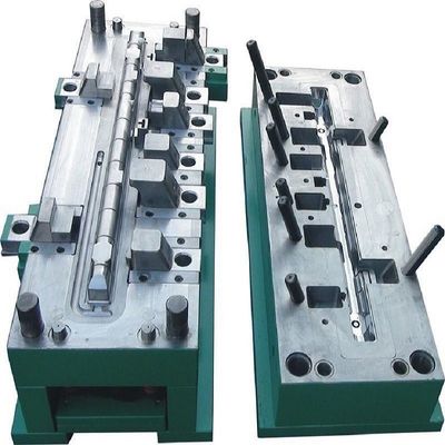 खरीदें Customized Auto Radiator Plastic Tank Injection Mold with 100,000+ Tanks Life 45#/50#/P20 Material and 3D Design ऑनलाइन निर्माण