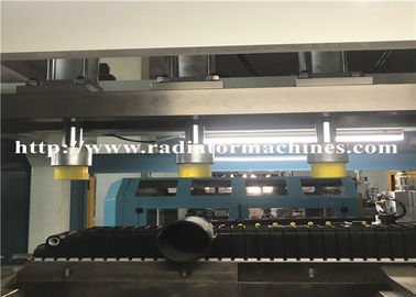 खरीदें स्वचालित रेडिएटर प्लास्टिक टैंक क्रिमिंग मशीन 380V 250 करोड़ ऑनलाइन निर्माण