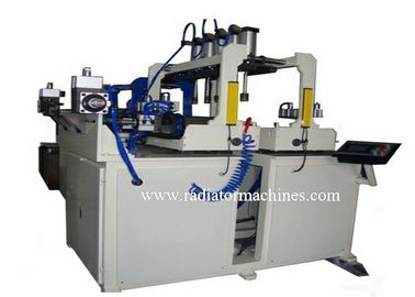 एल्यूमीनियम रेडिएटर प्लास्टिक टैंक Crimping मशीन सर्वो 4 साइड एकीकृत समेटना