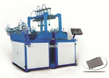 1.5kw सर्वो प्रकार प्लास्टिक टैंक रोलिंग मशीन 1 साल की वारंटी अनुकूलित रंग